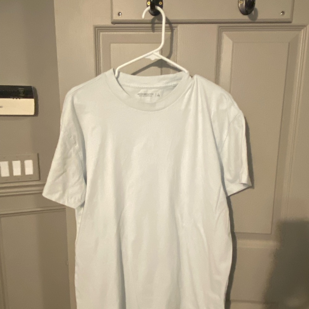 Abercrombie & Fitch white short sleeve t shirt men’s L large soft A&F essentials